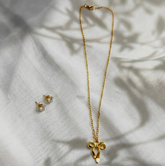Beautiful Trendy Bow Pandent Everyday Look Pretty . ✨🎀